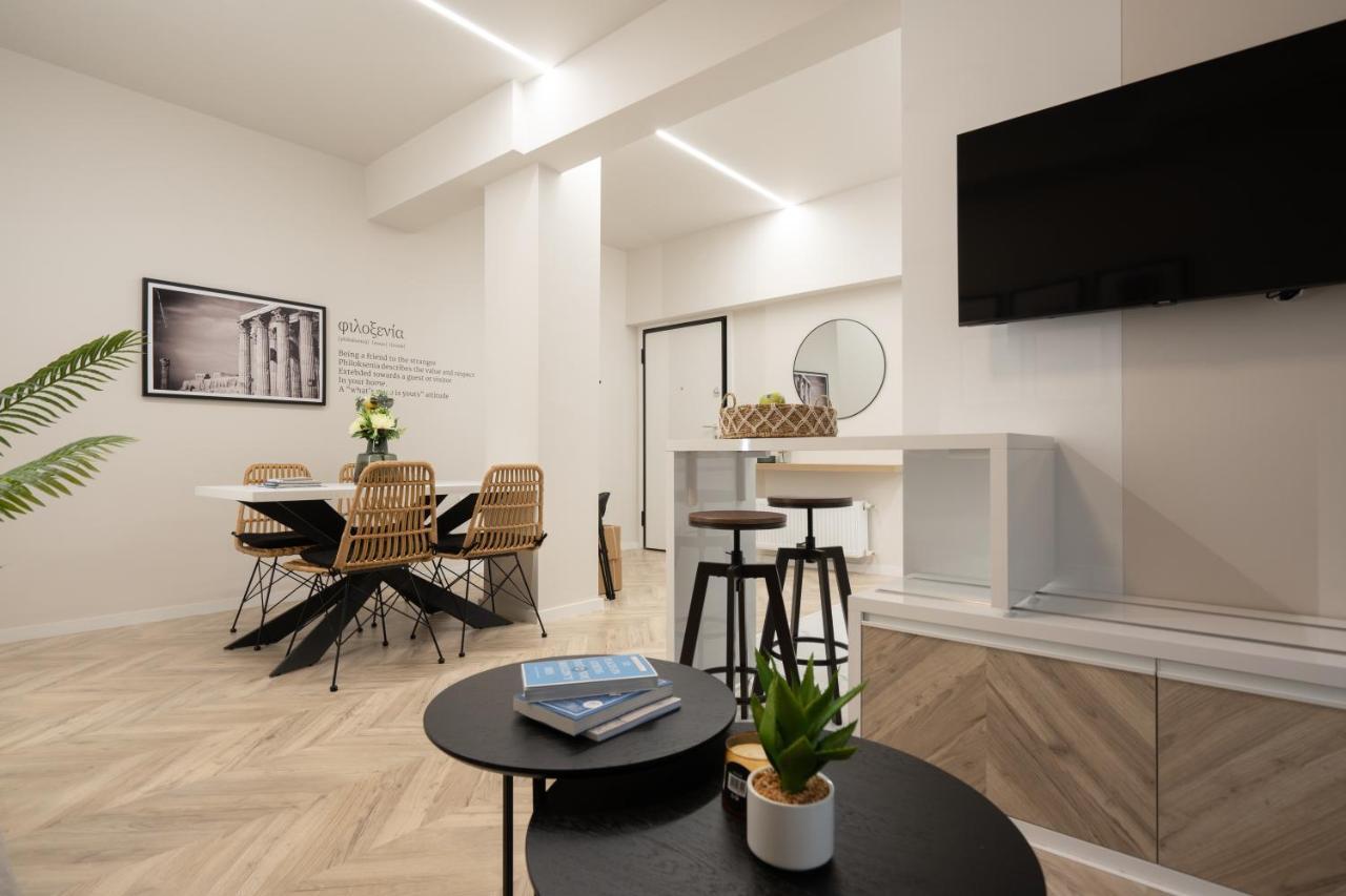 אתונה Charming Two Bedrooms Apartment Walk To Acropolis מראה חיצוני תמונה