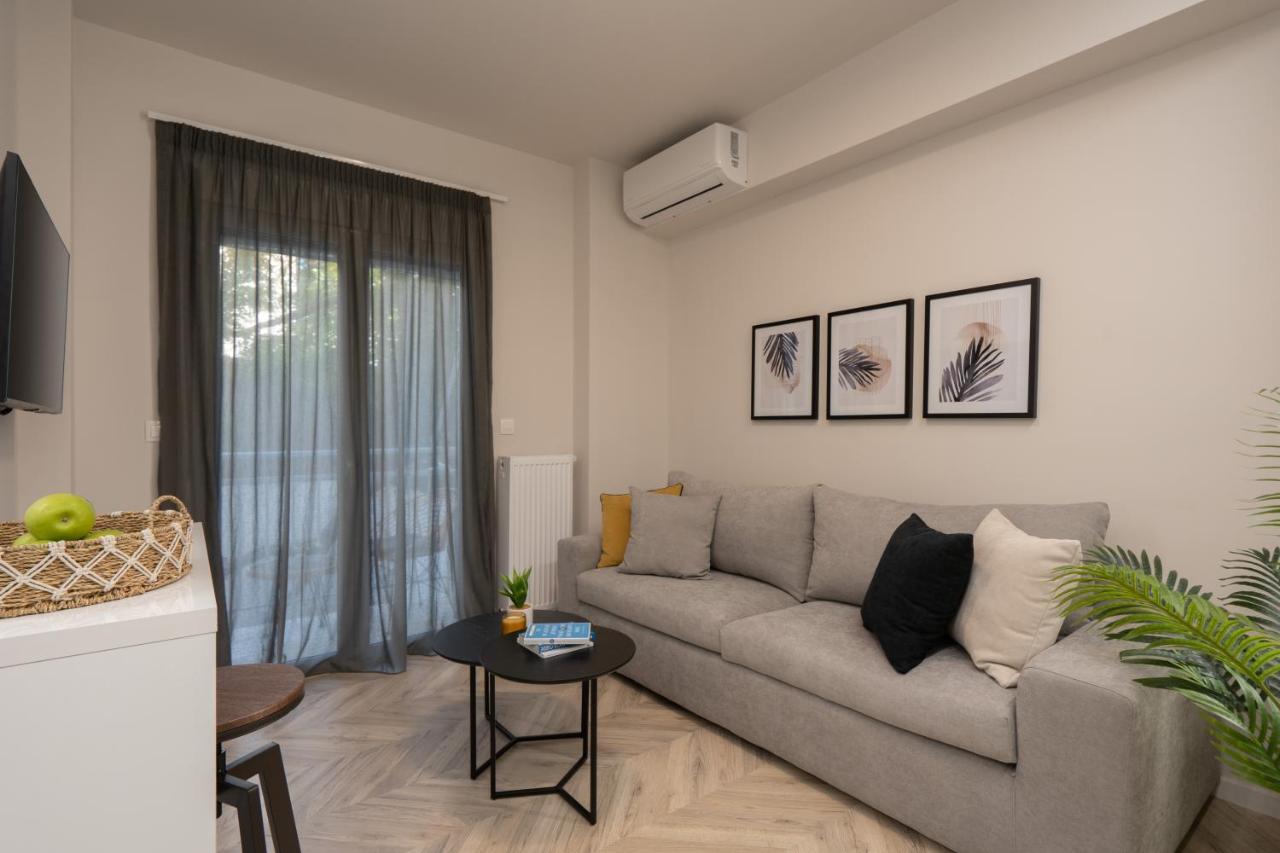 אתונה Charming Two Bedrooms Apartment Walk To Acropolis מראה חיצוני תמונה